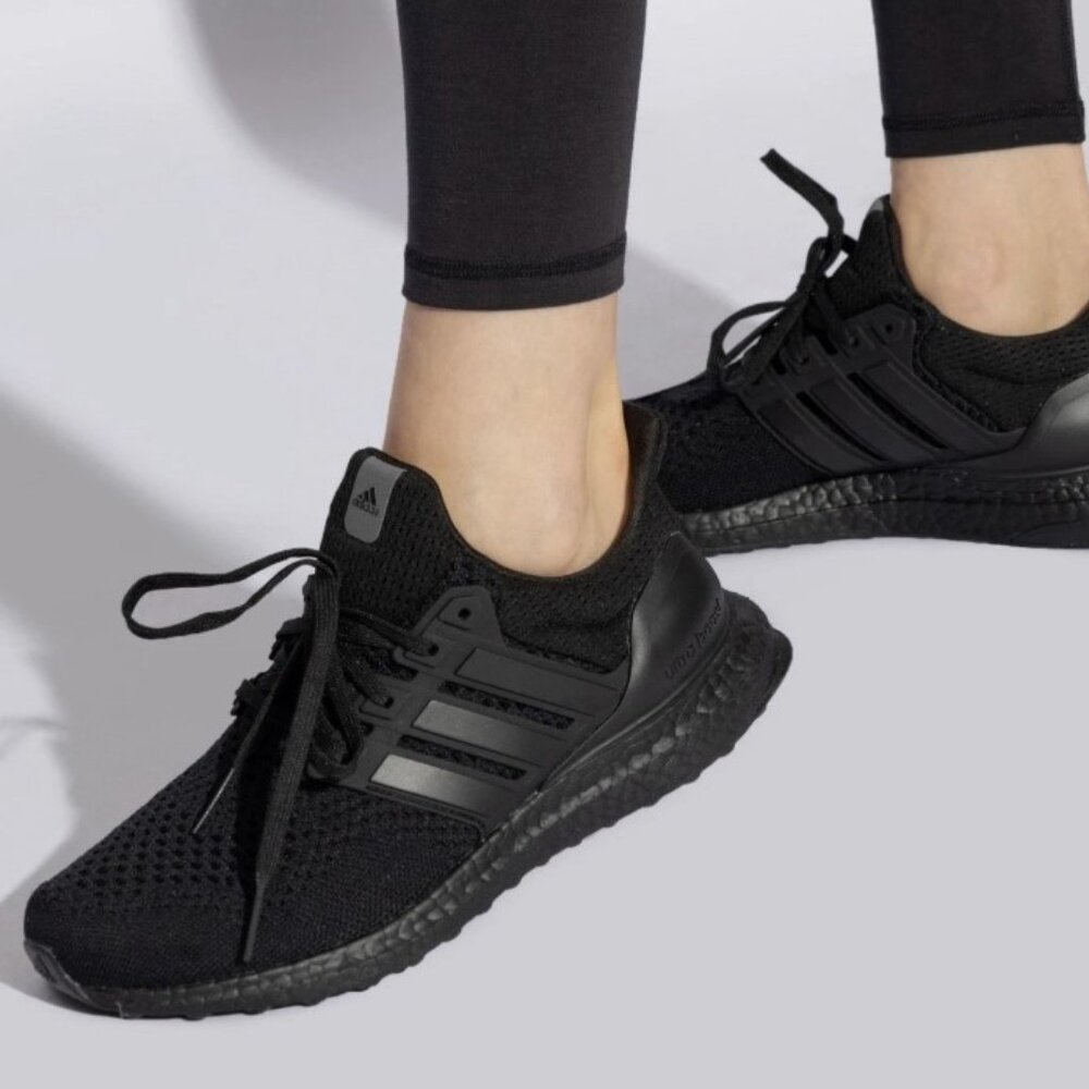 NWT Ultra Boost 1.0 - Size 9.5